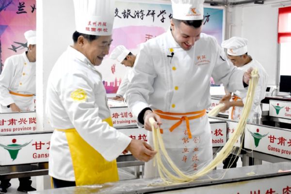 Їζȫ򻯘ӱmţh150Һ͵؅^Ļ